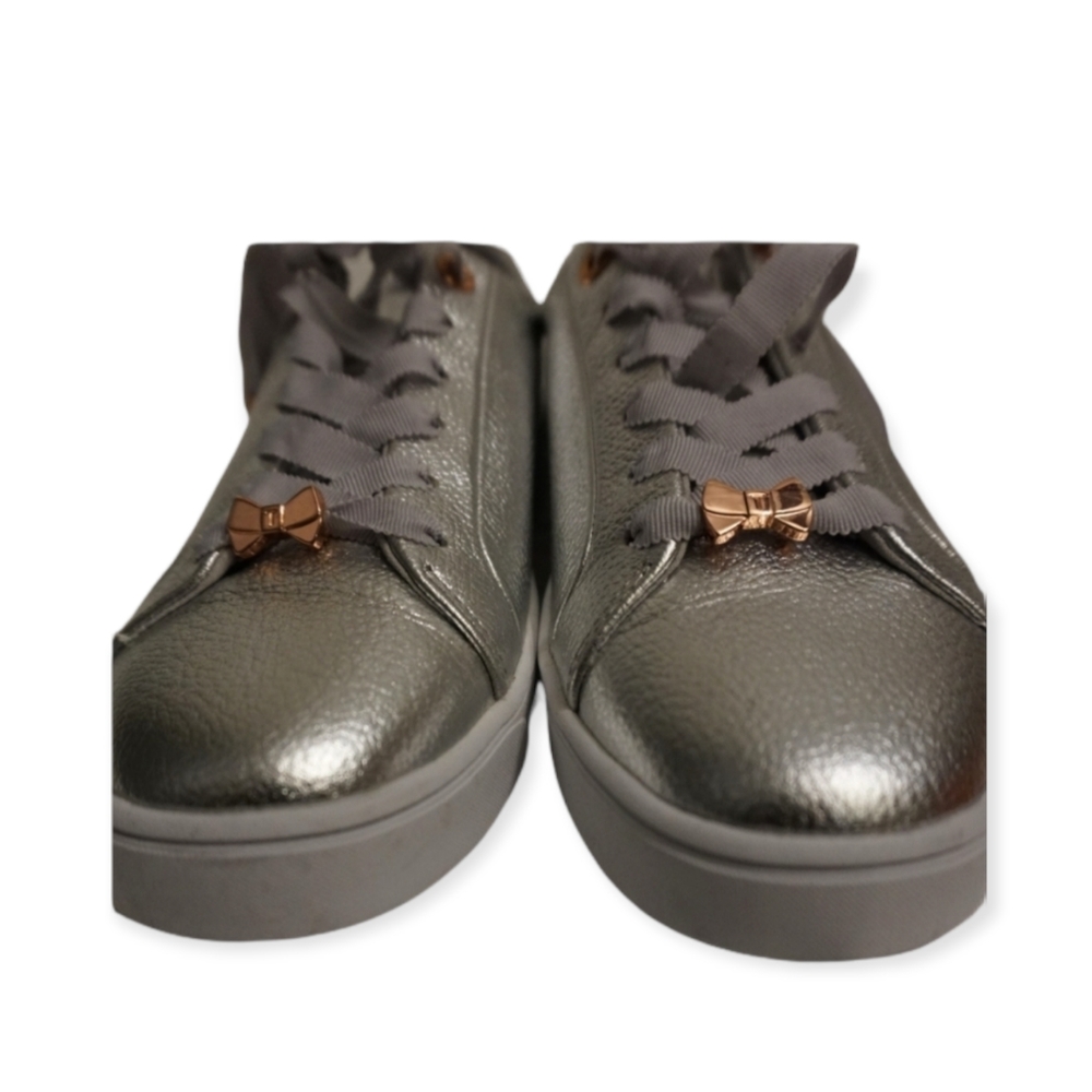 Ted baker metallic leather sneakers 7.5